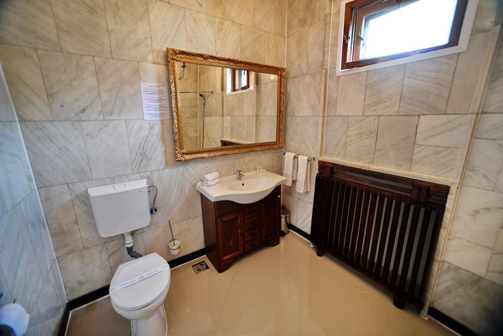 Hotel Casa Negustorului Deva Zewnętrze zdjęcie