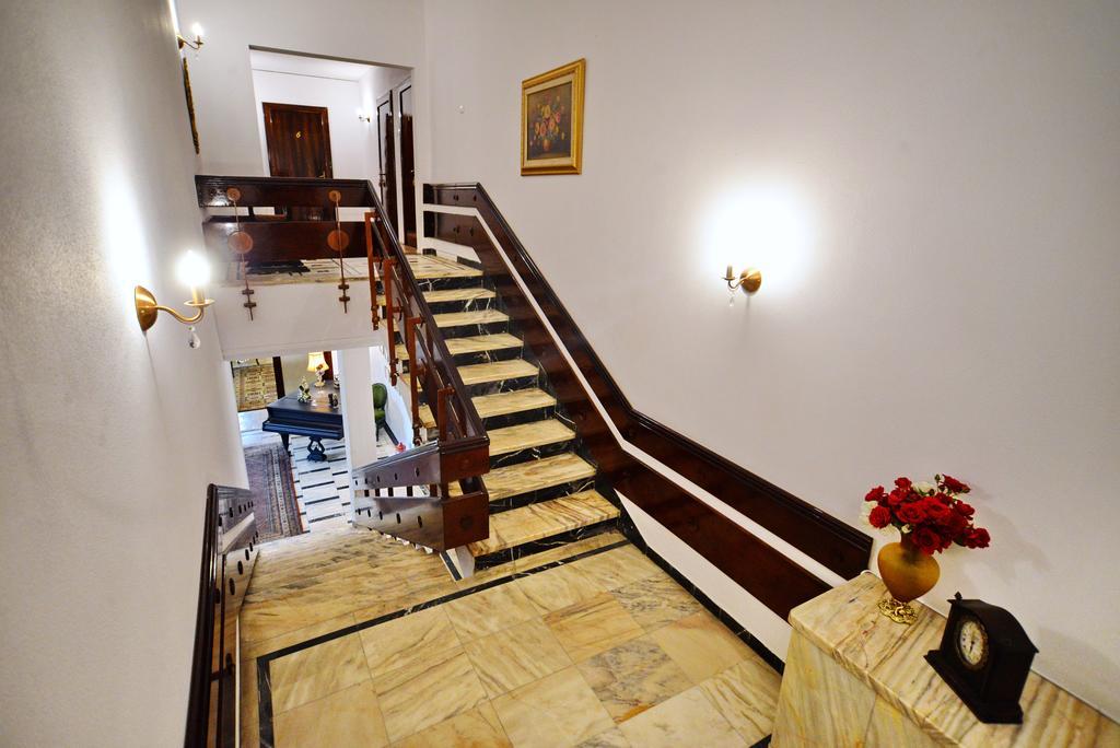 Hotel Casa Negustorului Deva Zewnętrze zdjęcie