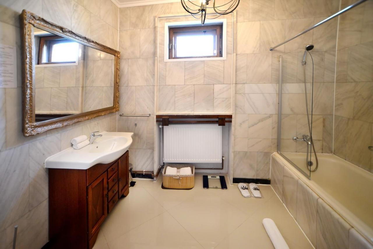 Hotel Casa Negustorului Deva Zewnętrze zdjęcie