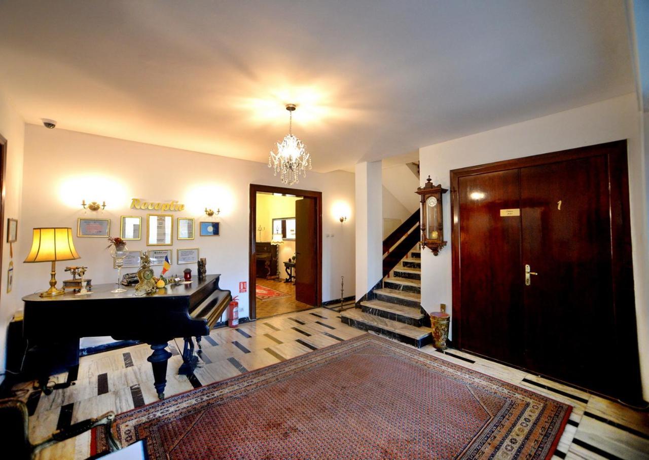Hotel Casa Negustorului Deva Zewnętrze zdjęcie